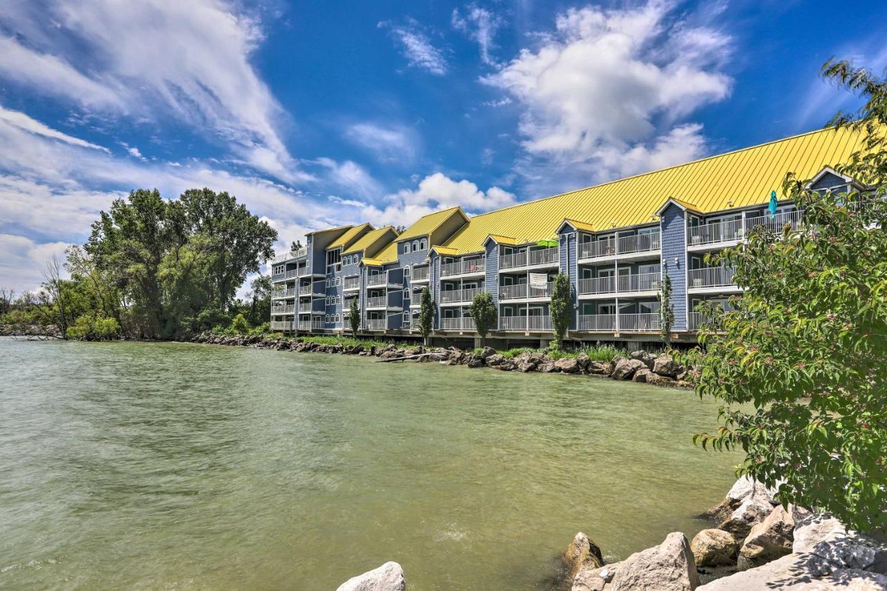 Waterfront Bass Island Retreat With Balcony And Tv Apartment Put-in-Bay Bagian luar foto
